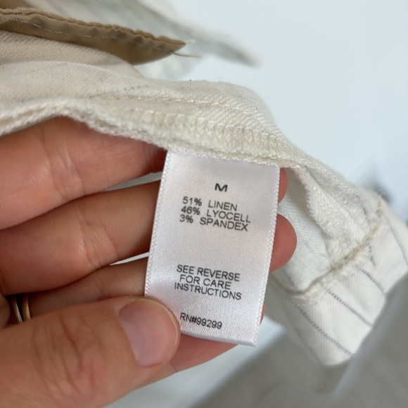 Evereve Taylor Pinstripe Blazer - Picture 9 of 11